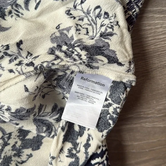 Reformation Mochi Dress - Picture 12 of 12